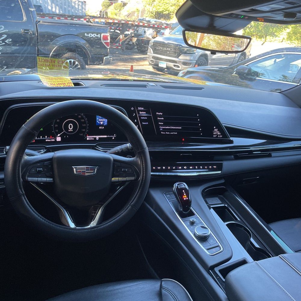 2022 Cadillac Escalade ESV Sport