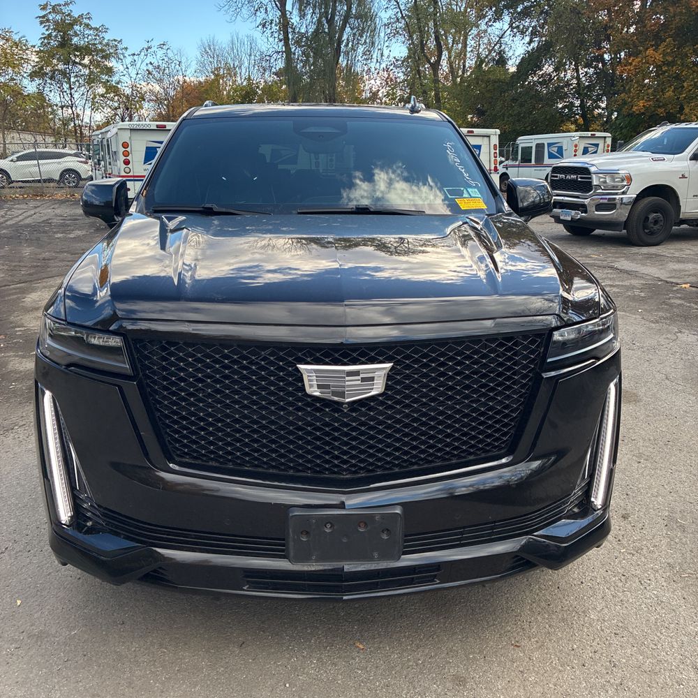 2022 Cadillac Escalade ESV Sport