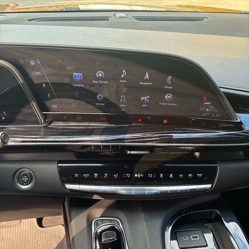 2022 Cadillac Escalade ESV Sport