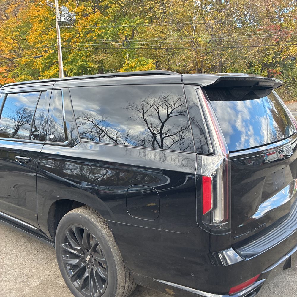 2022 Cadillac Escalade ESV Sport
