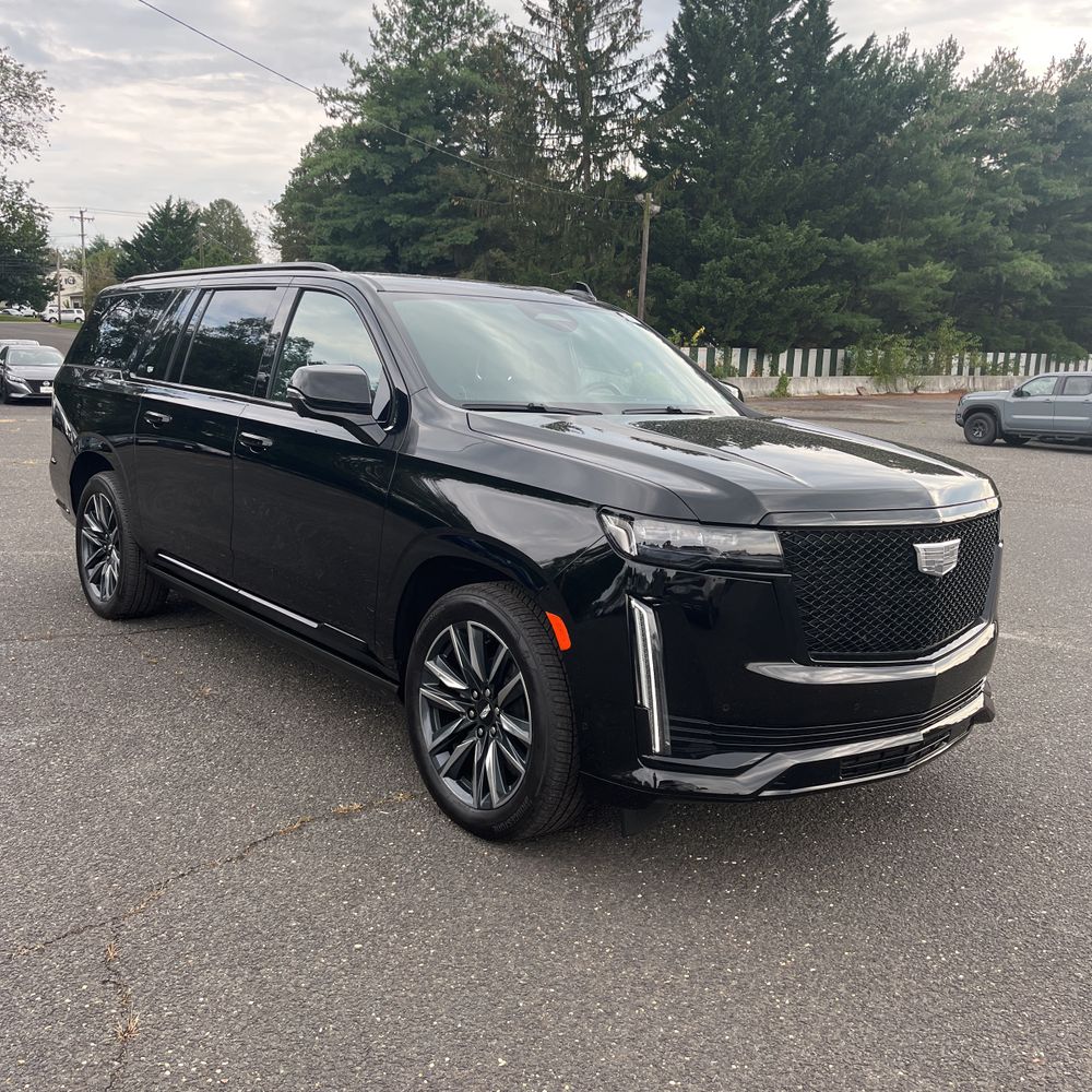 2024 Cadillac Escalade ESV Sport