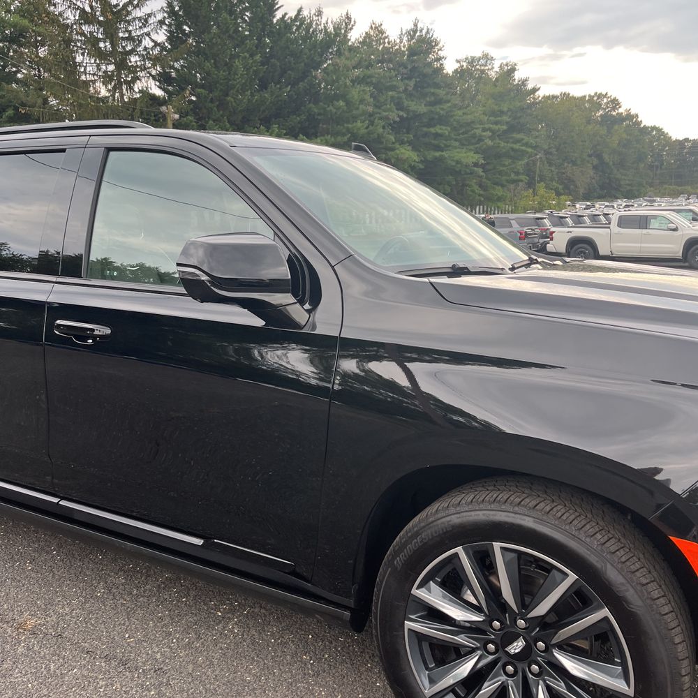 2024 Cadillac Escalade ESV Sport