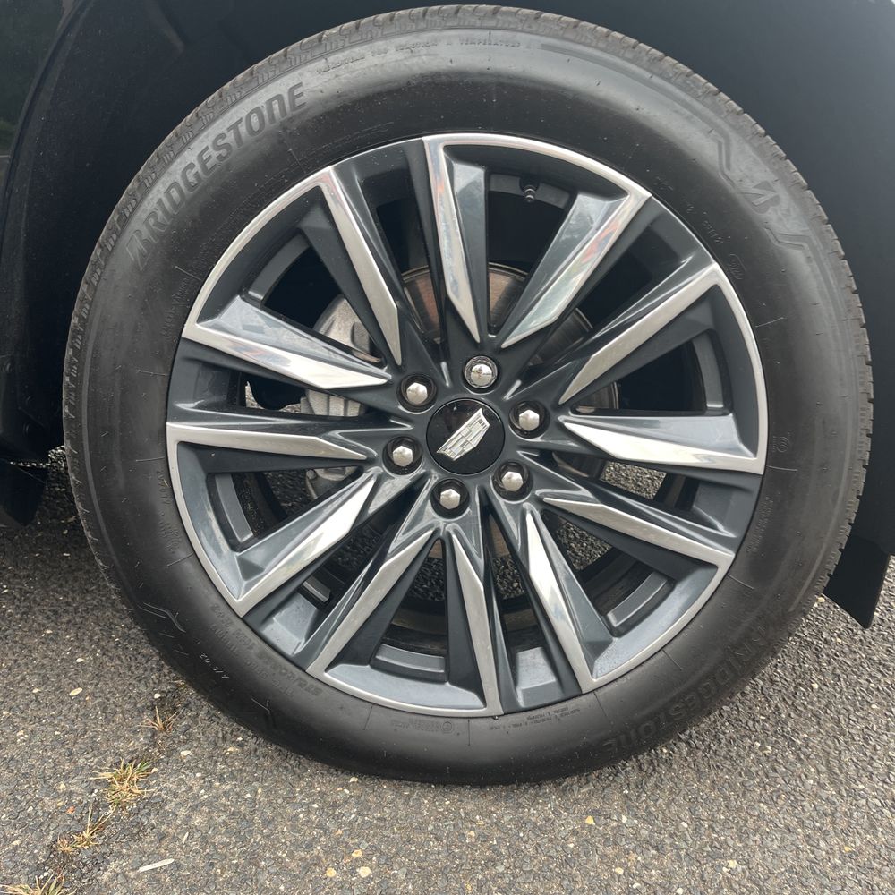 2024 Cadillac Escalade ESV Sport