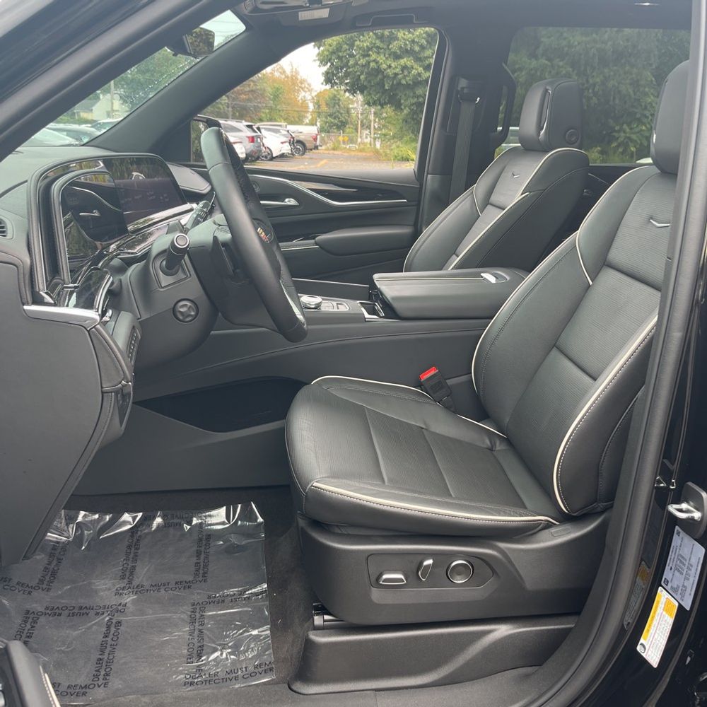 2024 Cadillac Escalade ESV Sport