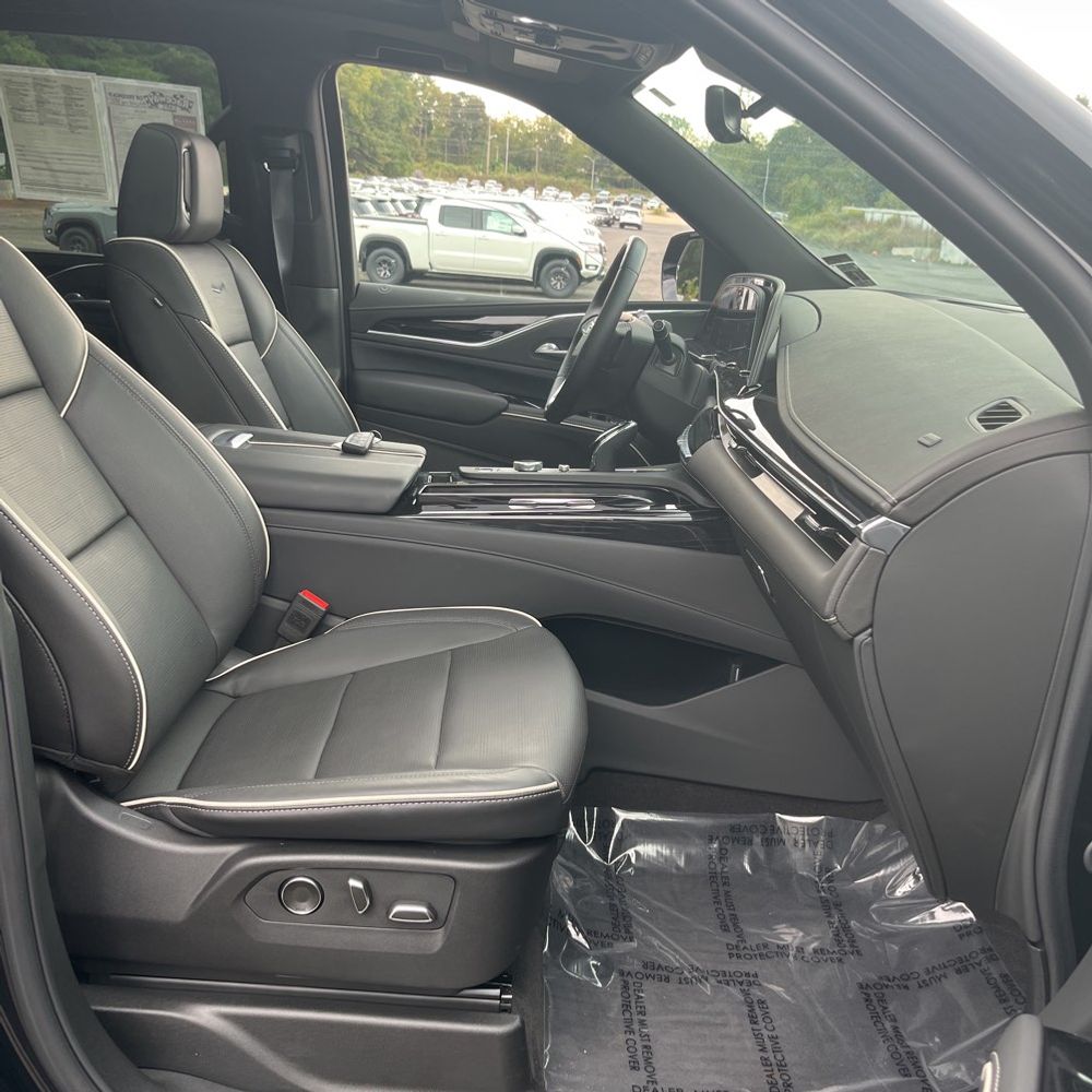 2024 Cadillac Escalade ESV Sport