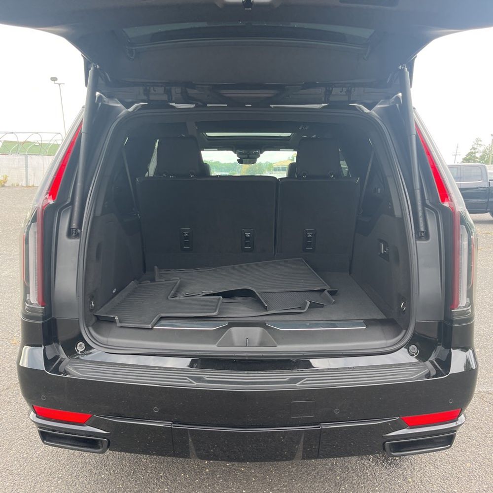 2024 Cadillac Escalade ESV Sport