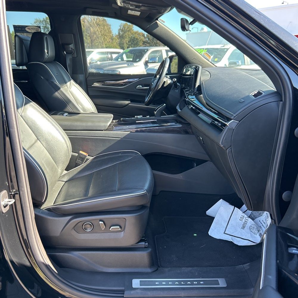 2021 Cadillac Escalade ESV Sport