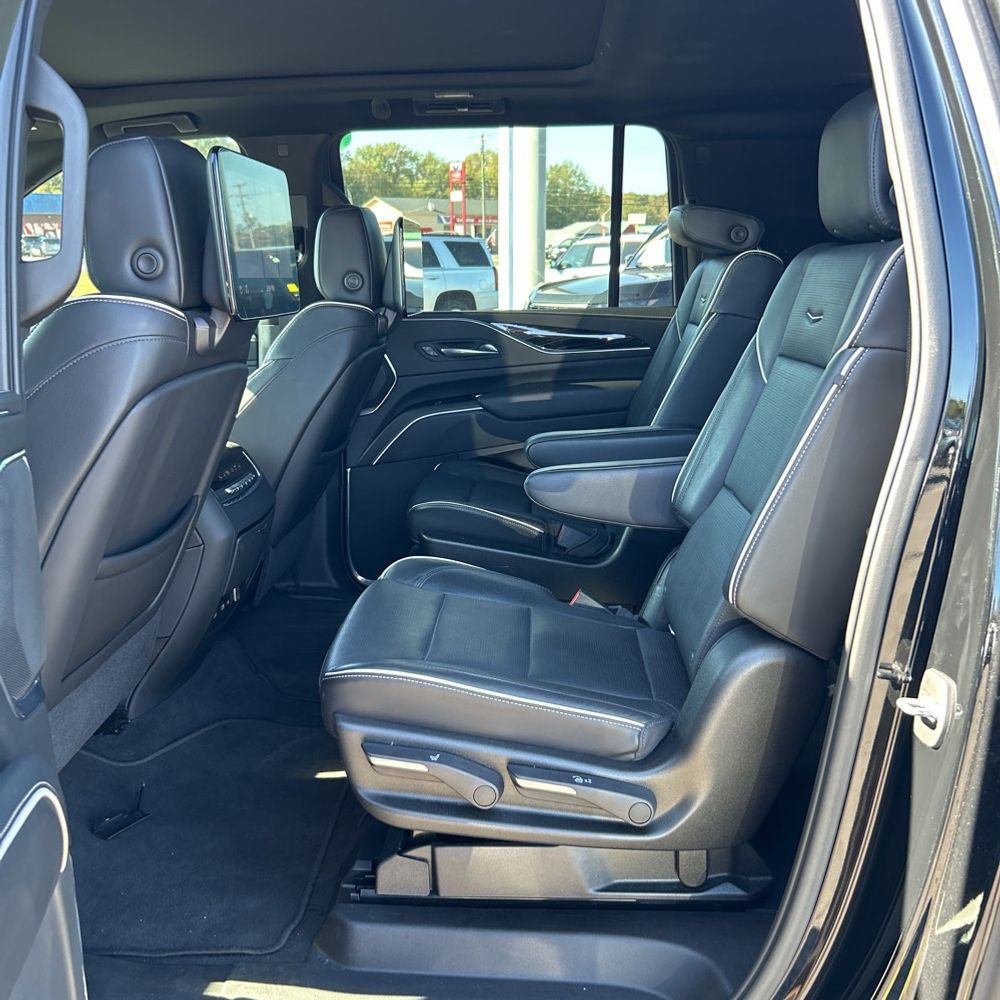 2021 Cadillac Escalade ESV Sport