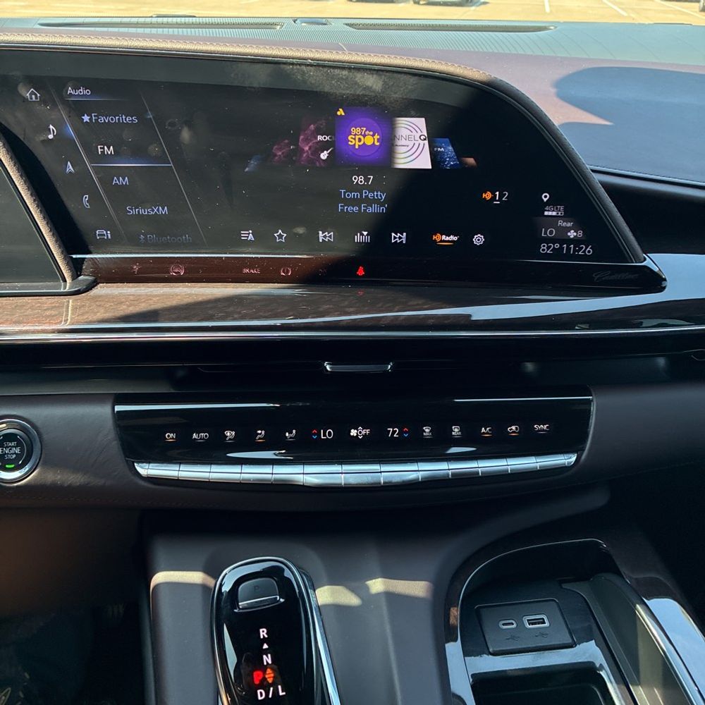 2023 Cadillac Escalade ESV Sport Platinum