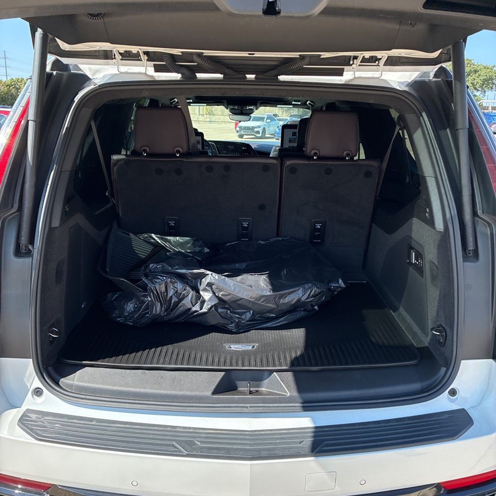 2023 Cadillac Escalade ESV Sport Platinum