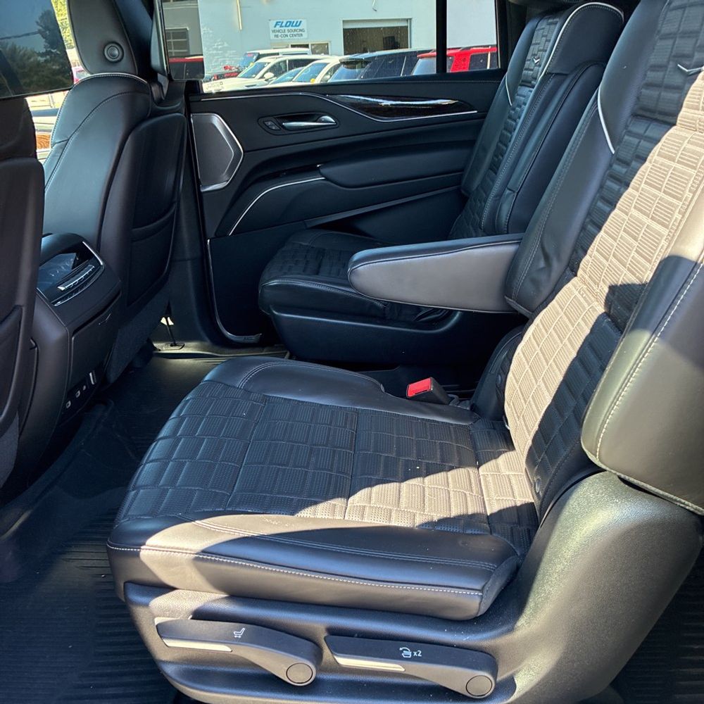 2021 Cadillac Escalade ESV Sport Platinum