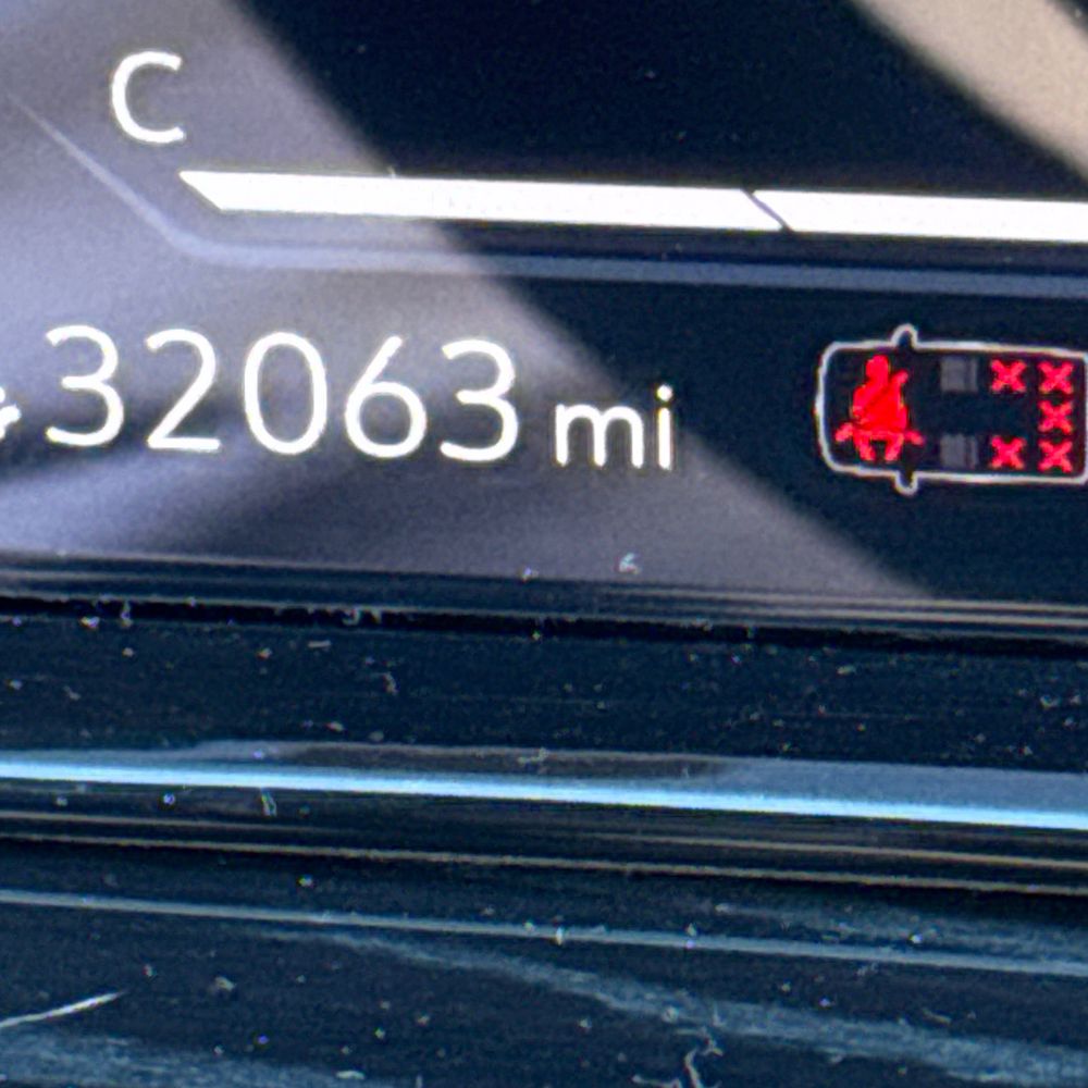 2024 Cadillac Escalade-V ESV Base