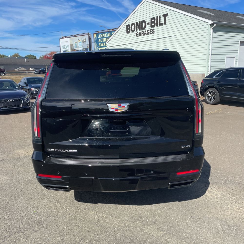 2025 Cadillac Escalade Sport Platinum