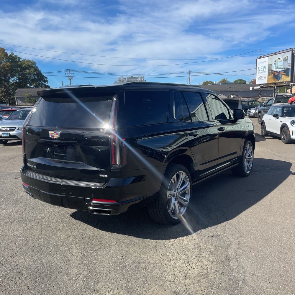 2025 Cadillac Escalade Sport Platinum