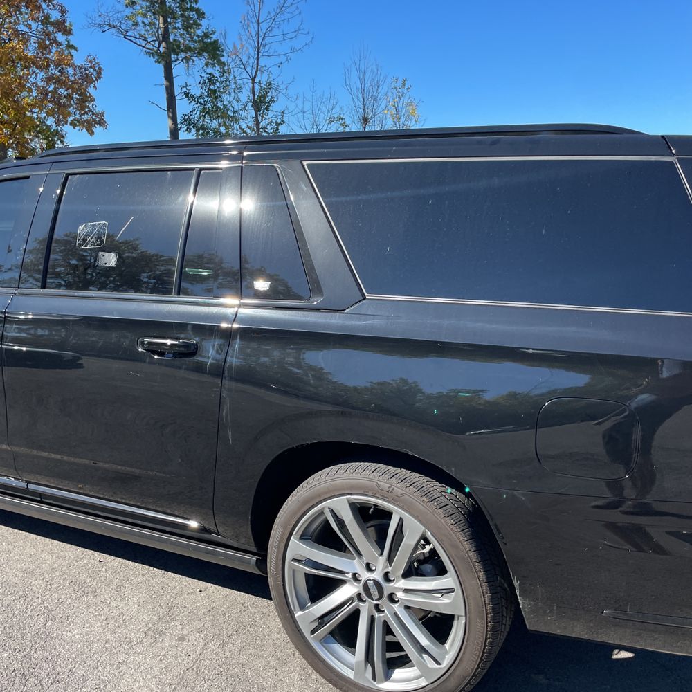 2025 Cadillac Escalade ESV Sport