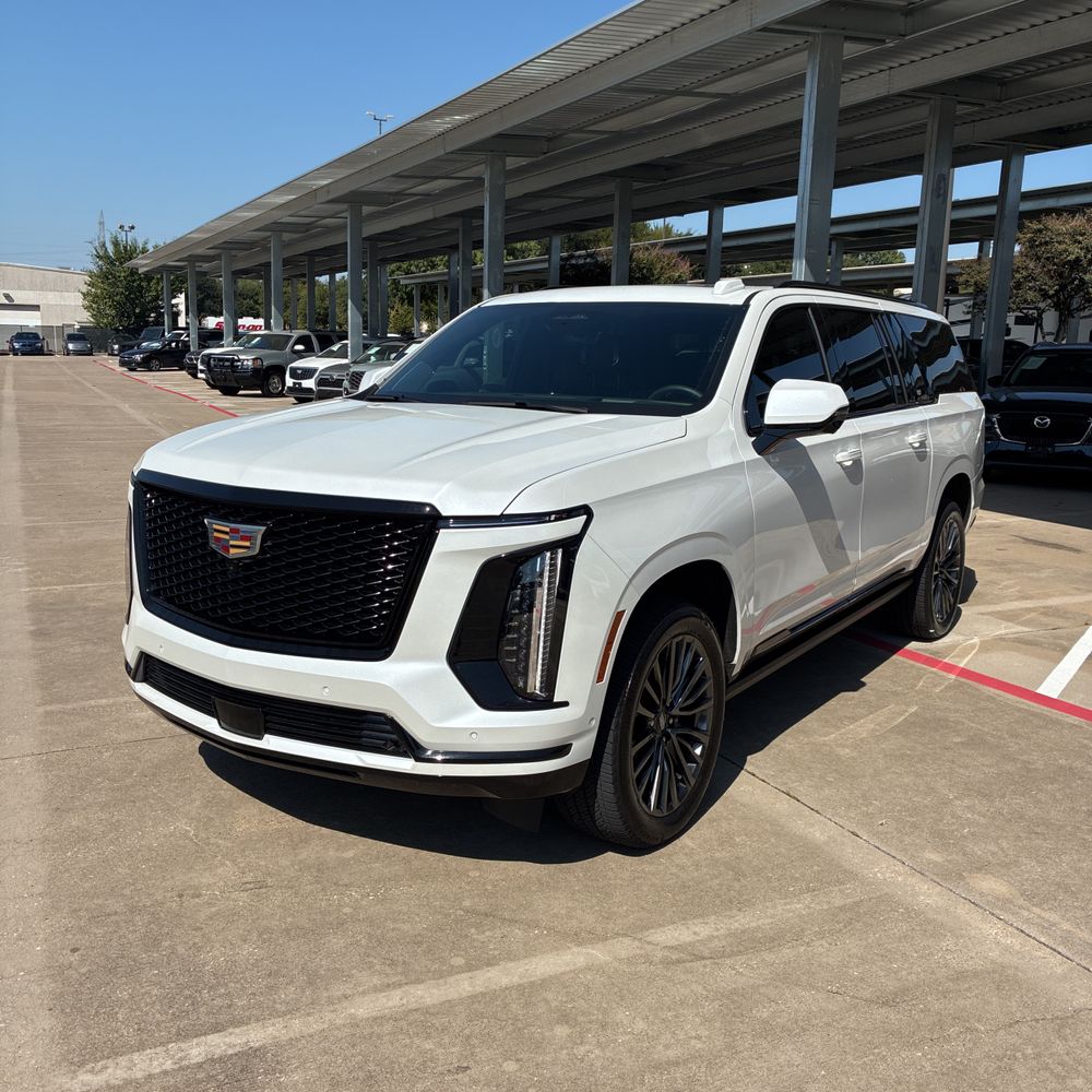 2025 Cadillac Escalade ESV Sport Platinum