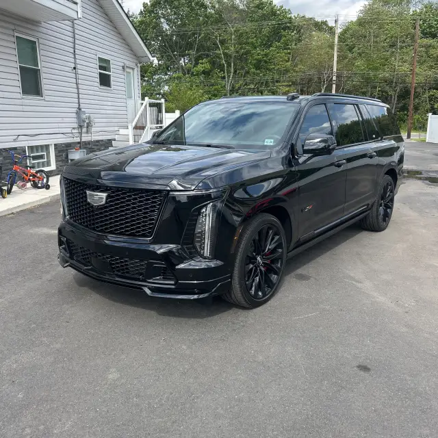 2026 Cadillac Escalade-V ESV Base