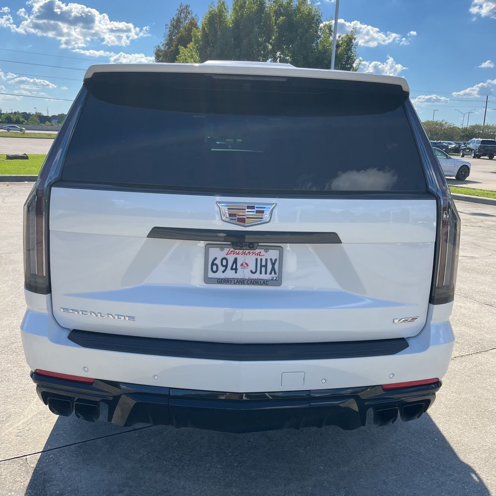2025 Cadillac Escalade-V ESV Base