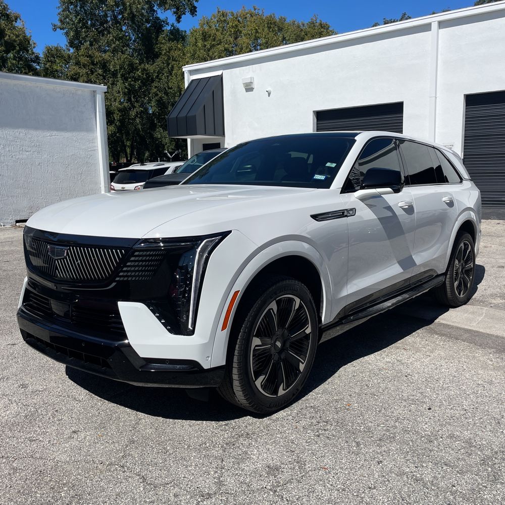 2025 Cadillac Escalade IQ Sport 1