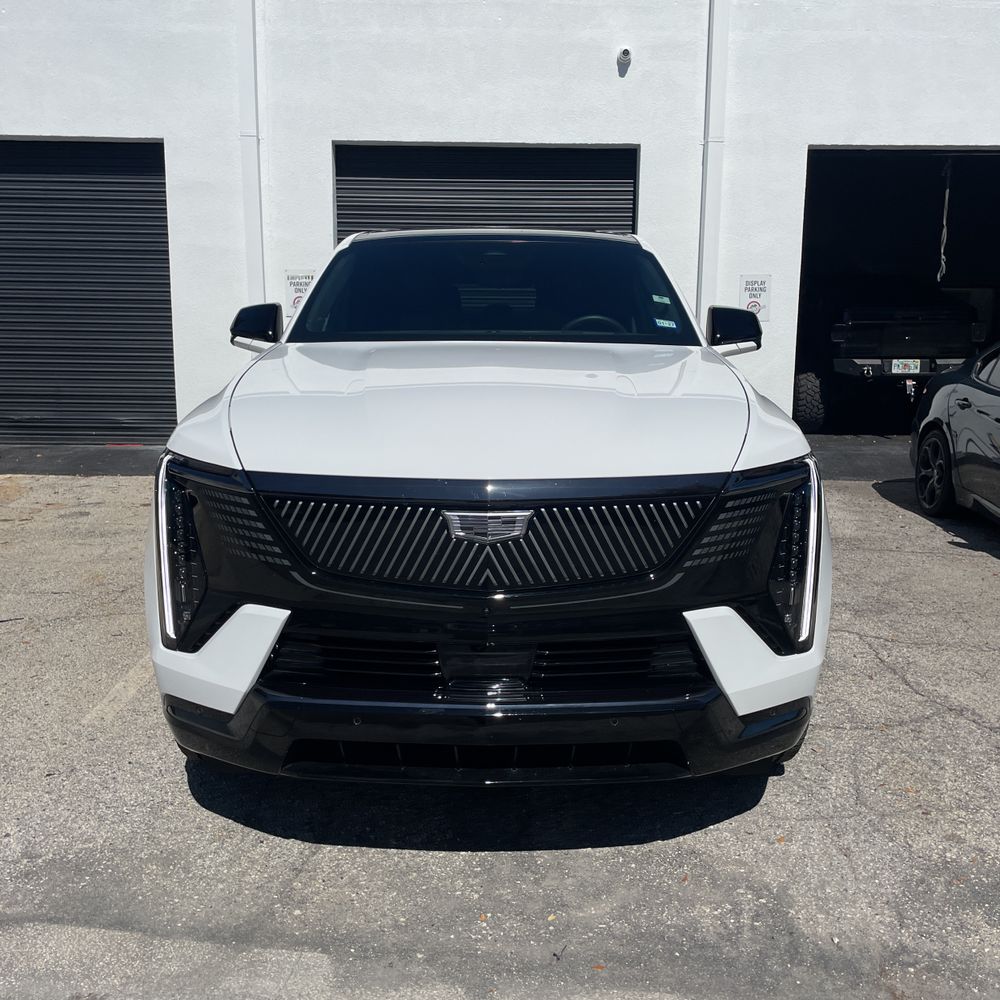 2025 Cadillac Escalade IQ Sport 1