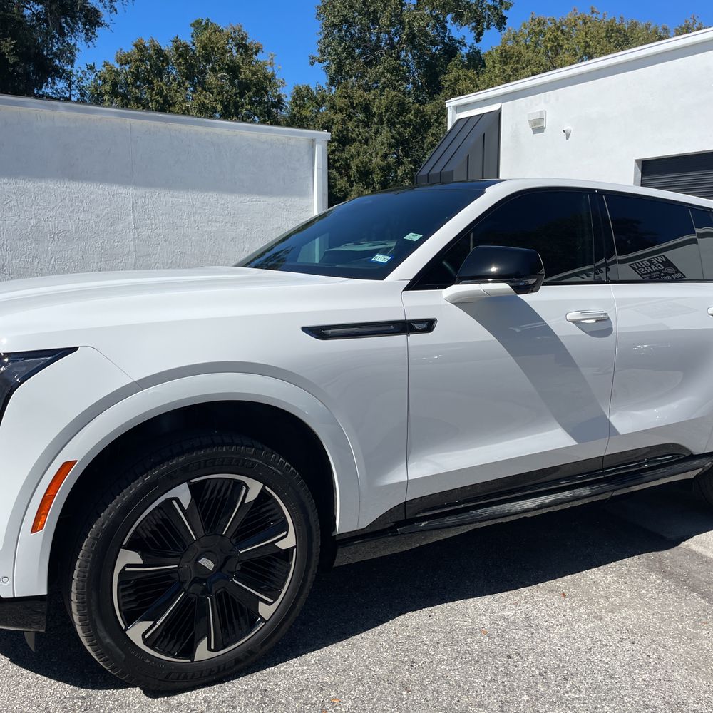 2025 Cadillac Escalade IQ Sport 1