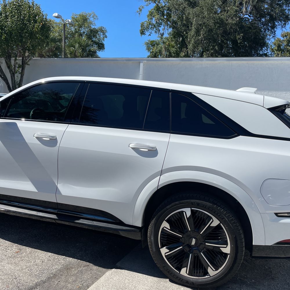 2025 Cadillac Escalade IQ Sport 1