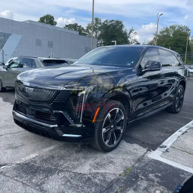 2025 Cadillac Escalade IQ Sport 2