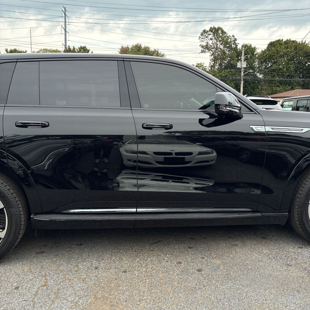 2025 Cadillac Escalade IQ Sport 2