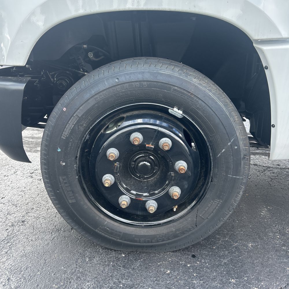 2024 Chevrolet Silverado 4500 W/T