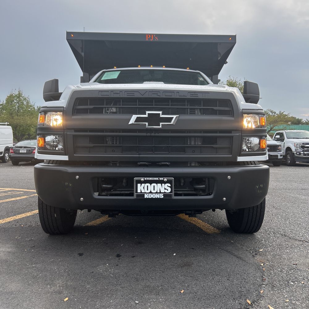 2024 Chevrolet Silverado 4500 LT
