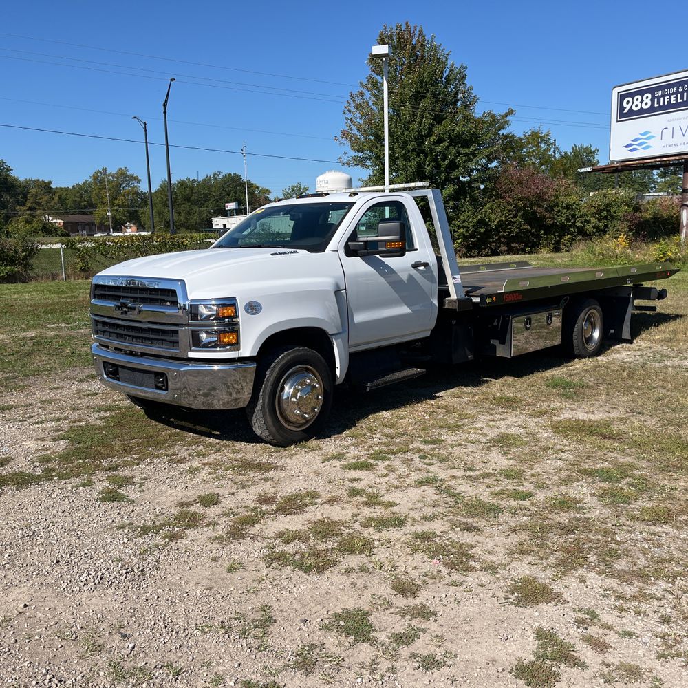 2022 Chevrolet Silverado 5500HD W/T