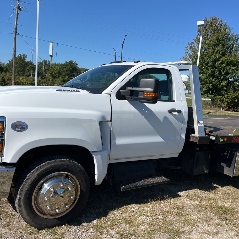 2022 Chevrolet Silverado 5500HD W/T