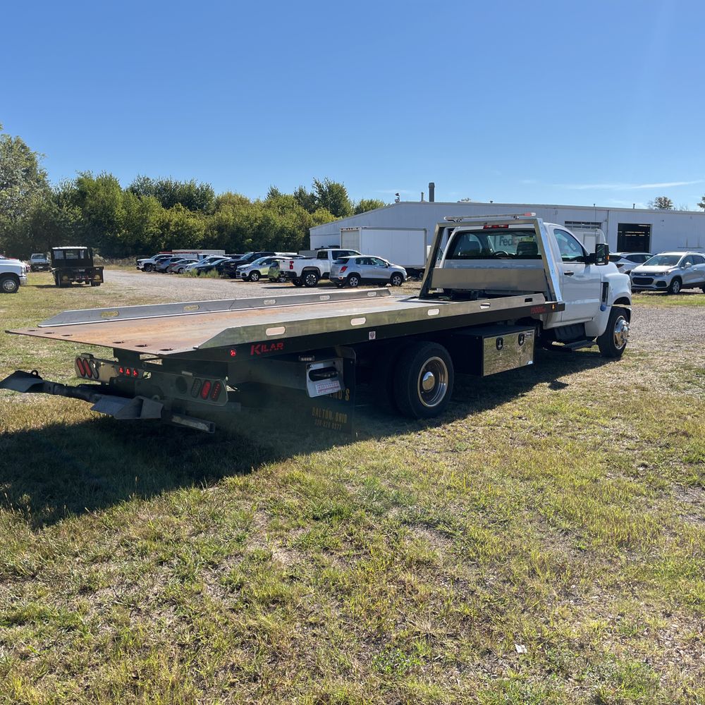 2022 Chevrolet Silverado 5500HD W/T