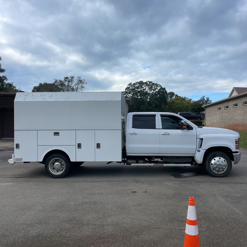 2023 Chevrolet Silverado 4500 W/T