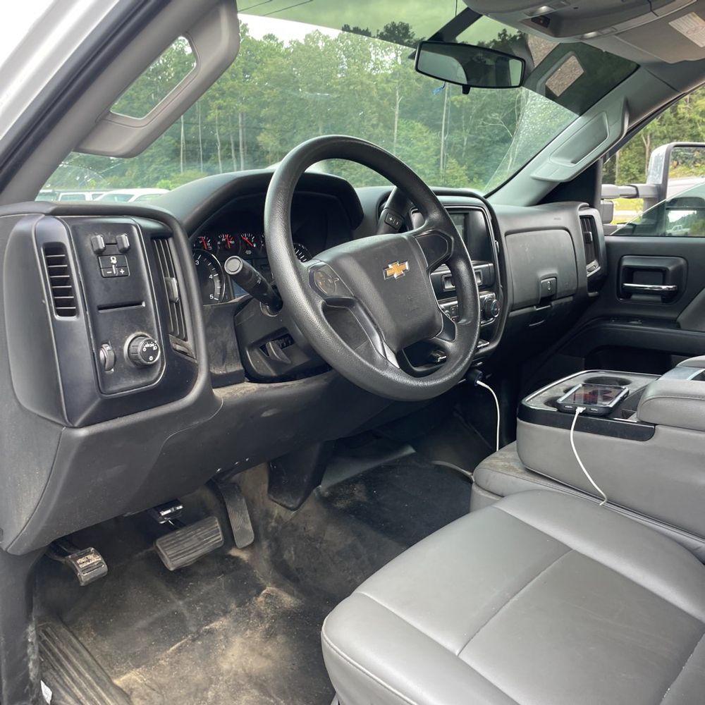 2023 Chevrolet Silverado 4500 W/T