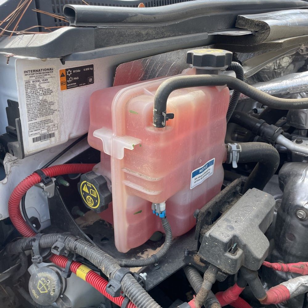 2023 Chevrolet Silverado 4500 W/T
