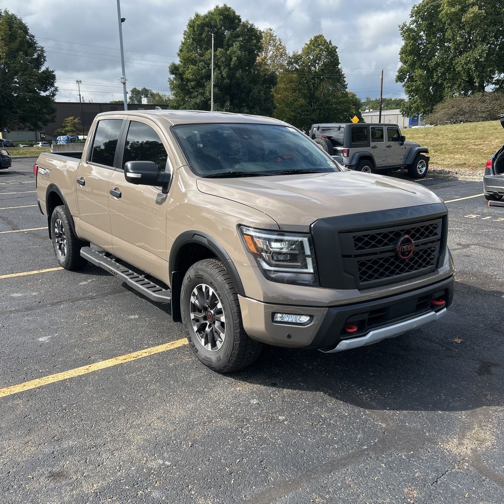 2023 Nissan Titan PRO-4X