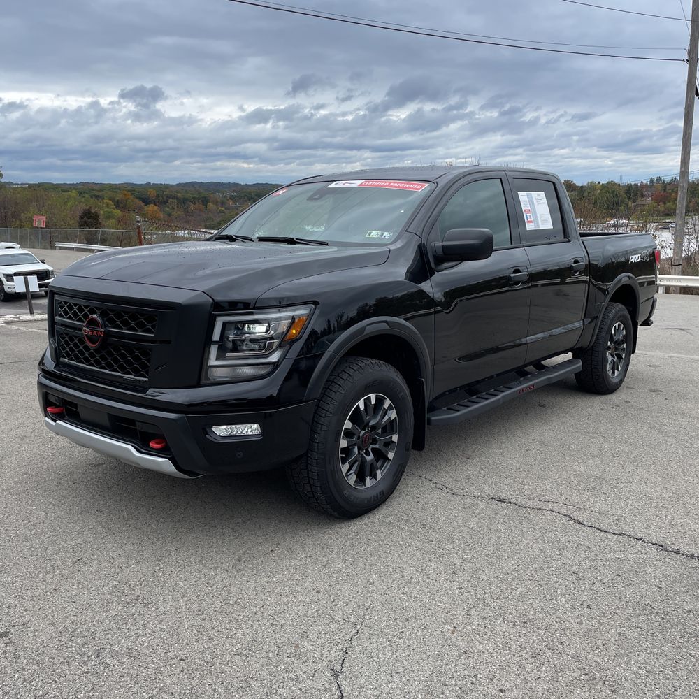 2024 Nissan Titan PRO-4X