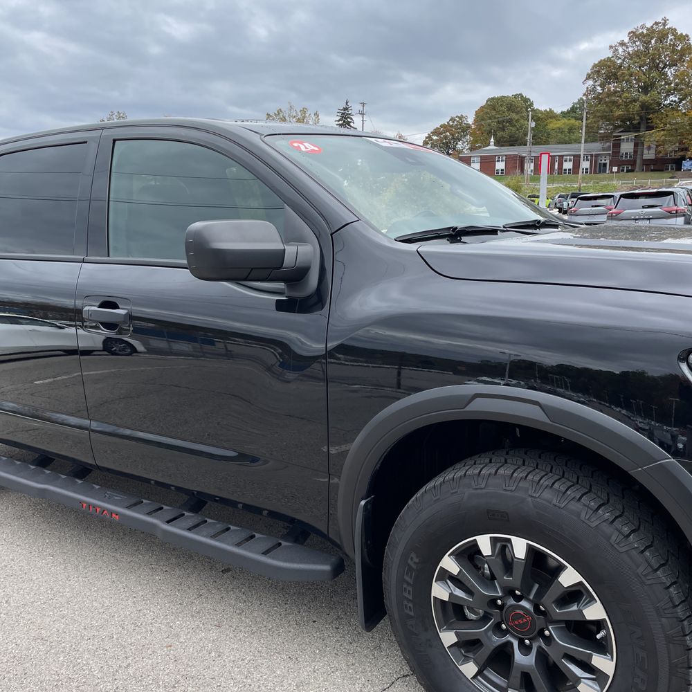 2024 Nissan Titan PRO-4X