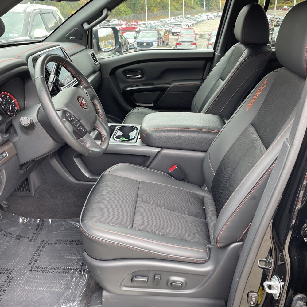 2024 Nissan Titan PRO-4X