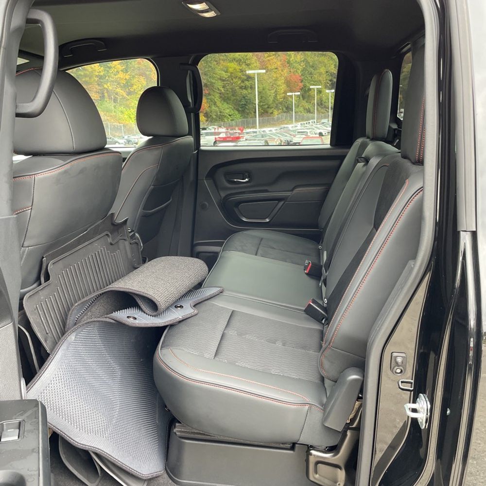 2024 Nissan Titan PRO-4X