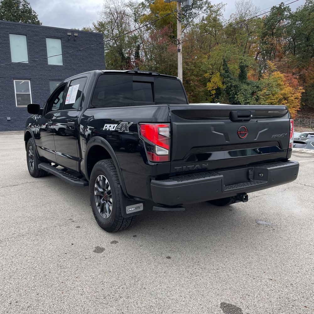 2024 Nissan Titan PRO-4X
