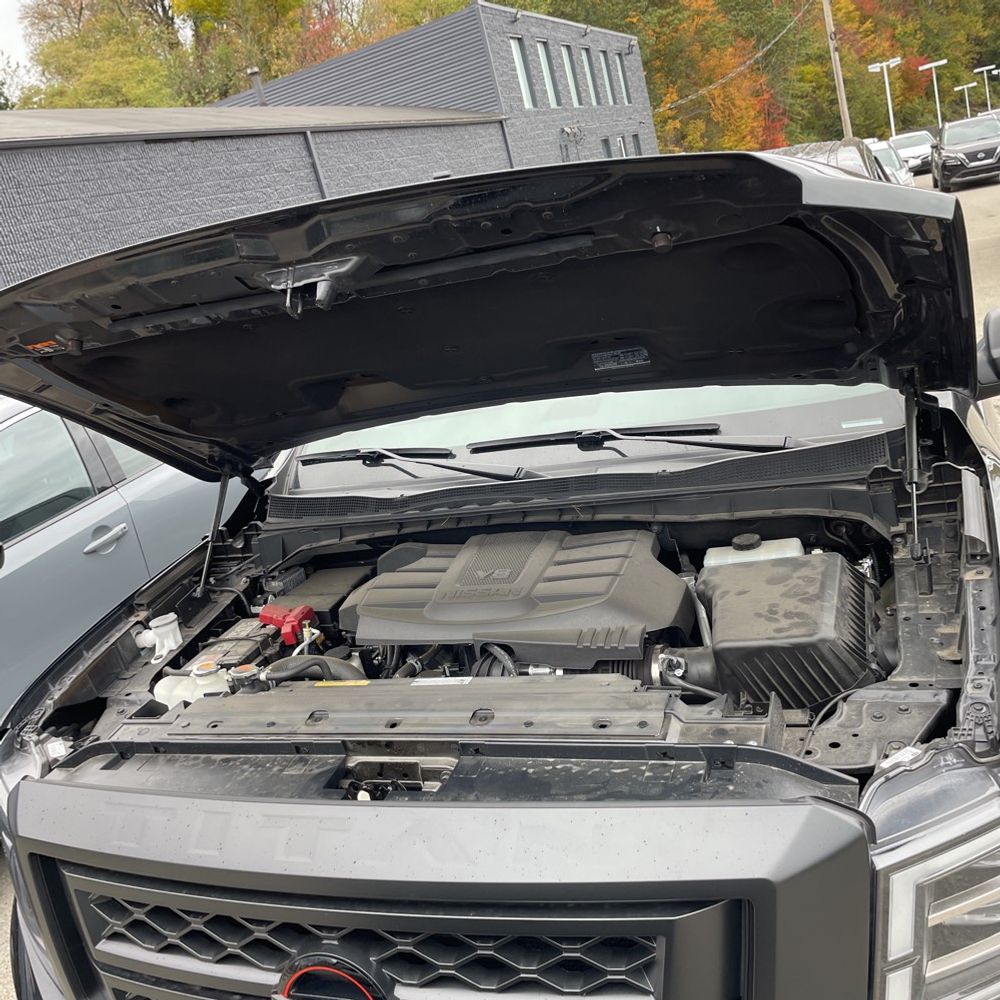 2024 Nissan Titan PRO-4X
