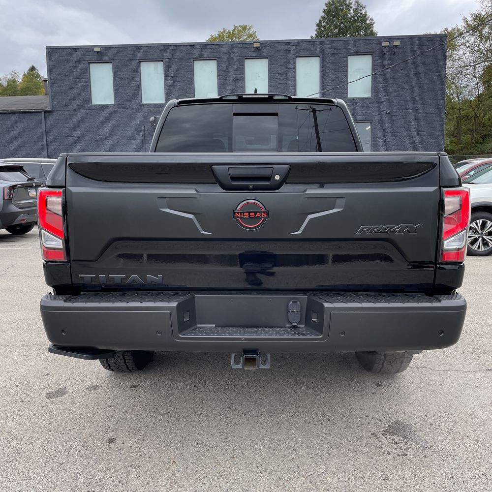 2024 Nissan Titan PRO-4X