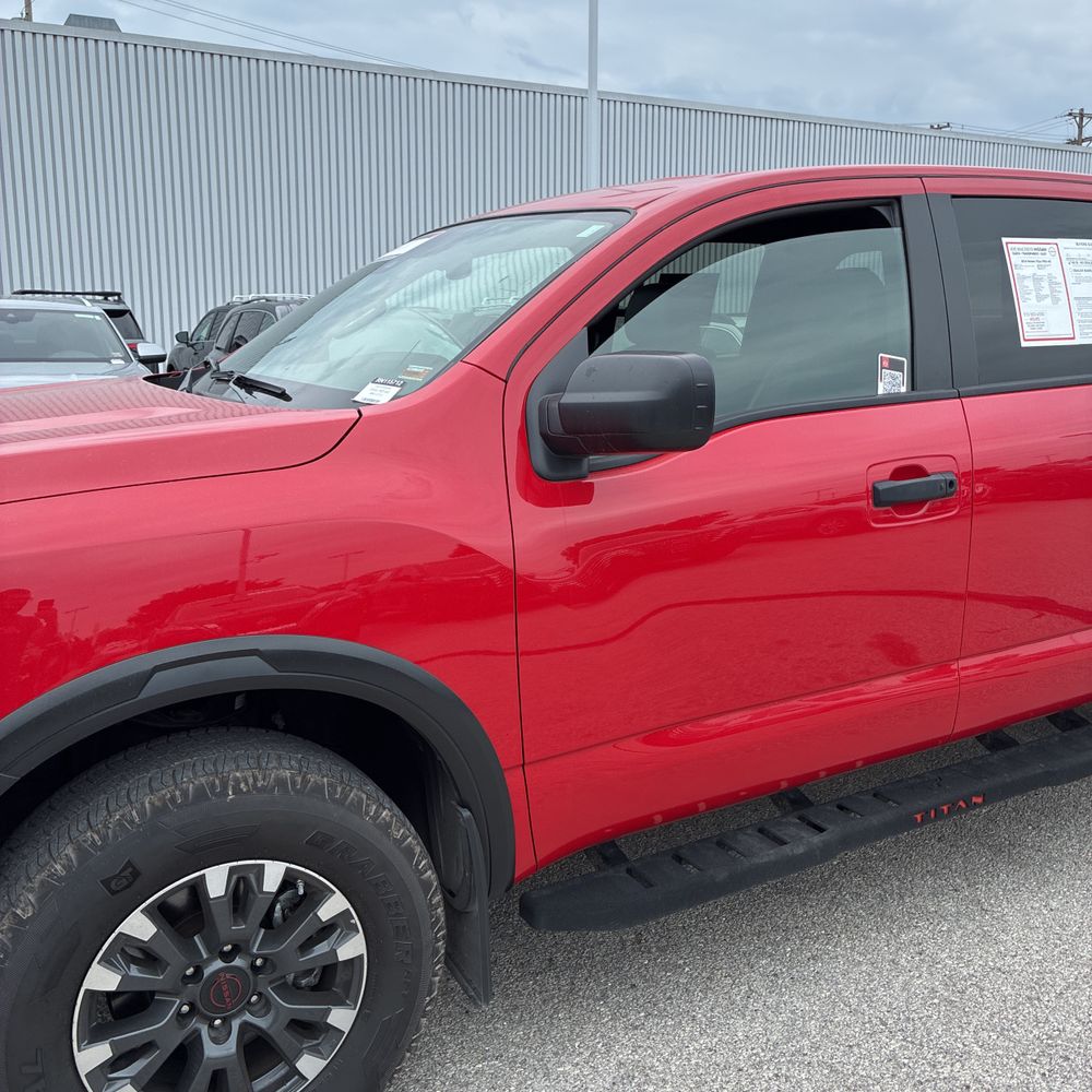 2024 Nissan Titan PRO-4X