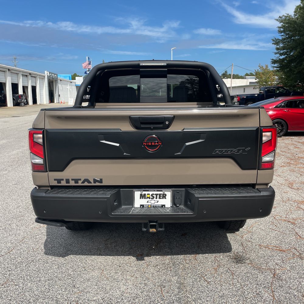 2023 Nissan Titan PRO-4X