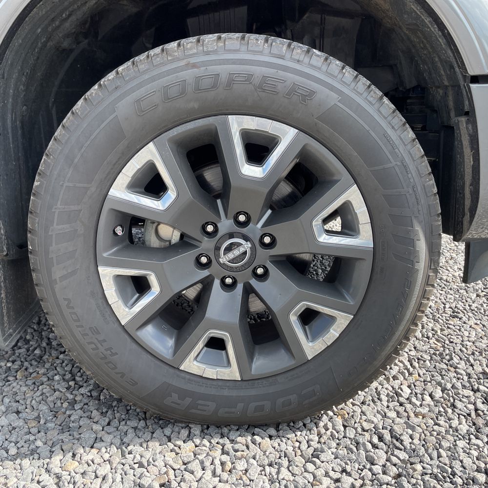 2023 Nissan Titan Platinum