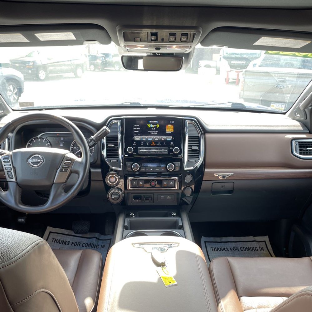 2023 Nissan Titan Platinum