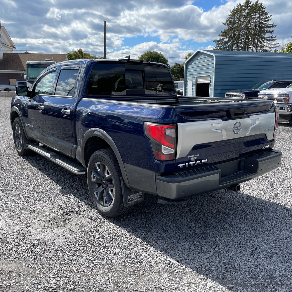 2023 Nissan Titan Platinum