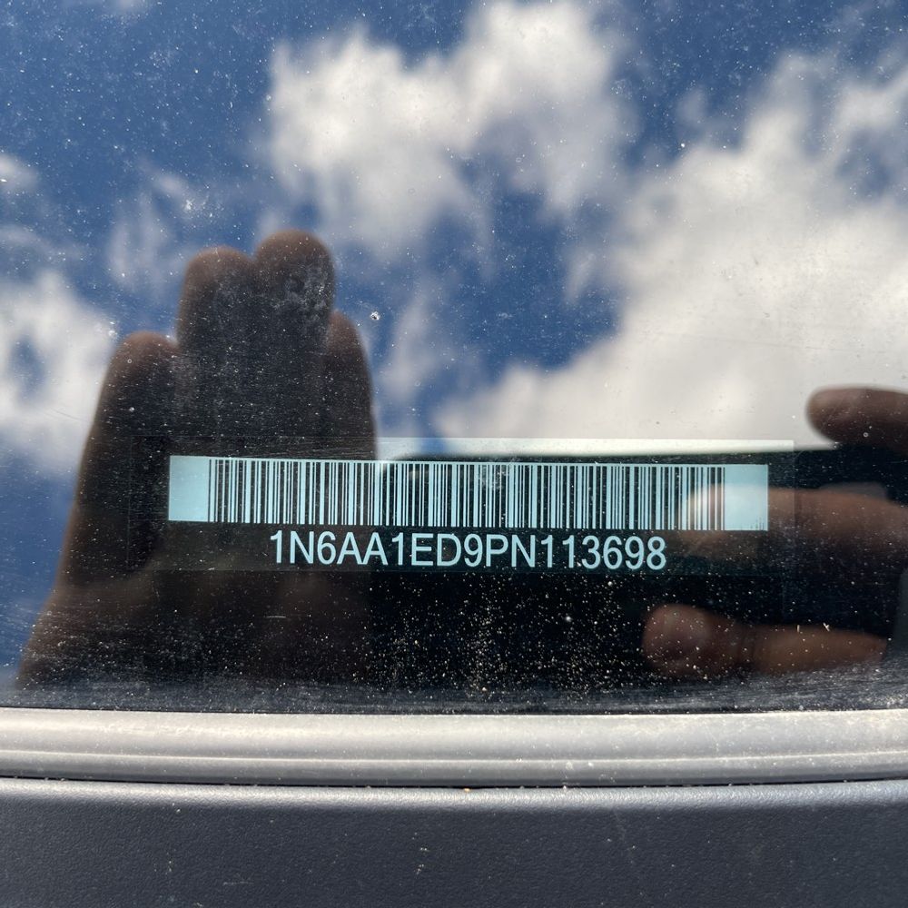 2023 Nissan Titan Platinum